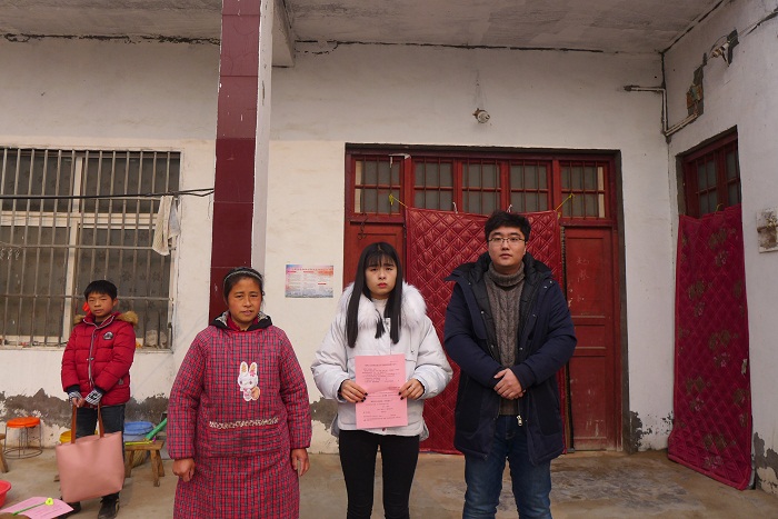 我院资助工作人员走访学生家庭2